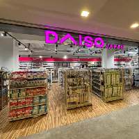 Daiso Japan和富店